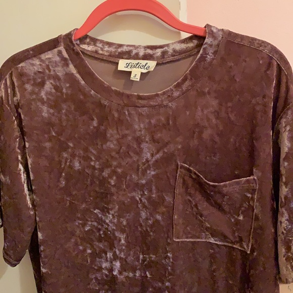 Velvet T-shirt with front pocket - Picture 2 of 3